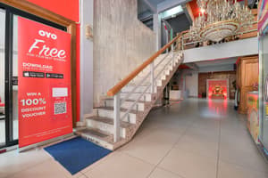 thumbnail: Staircase
