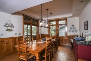thumbnail: In-room dining