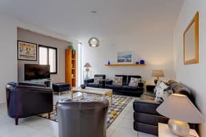 thumbnail: Living room