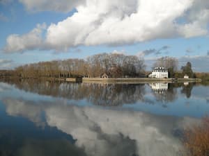 thumbnail: Lake