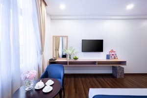 thumbnail: Room