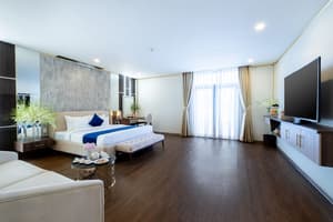 thumbnail: Room