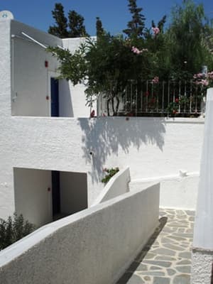 thumbnail: Exterior