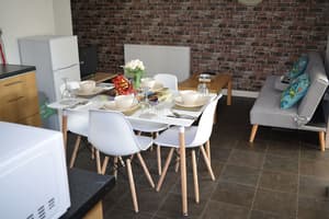 thumbnail: Dining