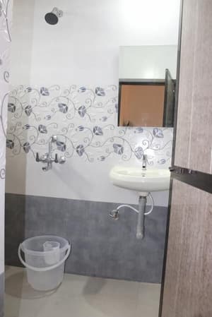 thumbnail: Bathroom