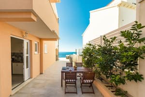 thumbnail: Terrace/patio