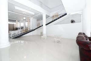 thumbnail: Interior detail