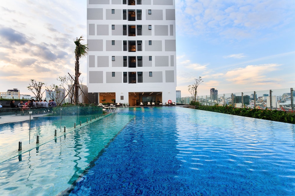Rooftop pool