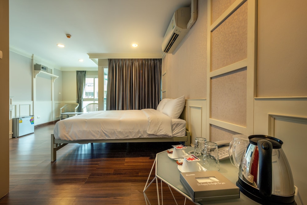 Room amenity