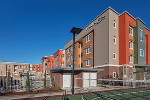 thumbnail: Exterior