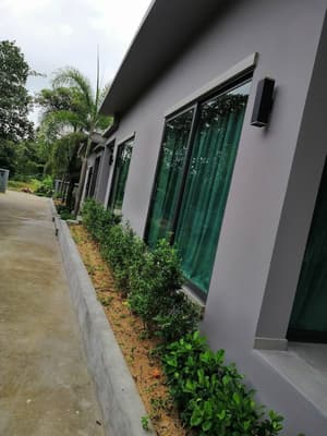 thumbnail: Exterior