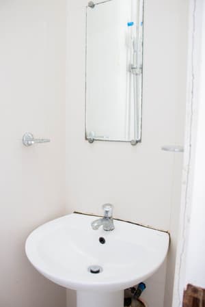 thumbnail: Bathroom amenities
