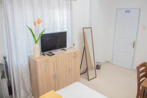 thumbnail: Room amenity