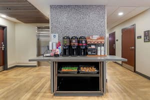 thumbnail: Breakfast area