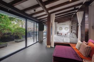 thumbnail: Living area