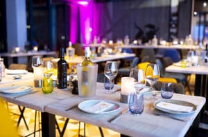thumbnail: Restaurant