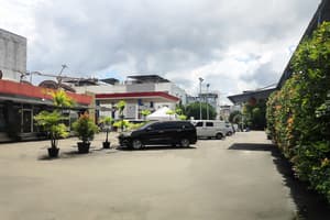 thumbnail: Parking