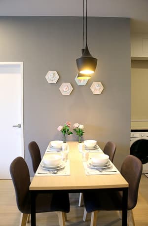 thumbnail: In-room dining