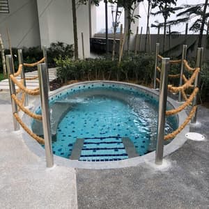 thumbnail: Pool