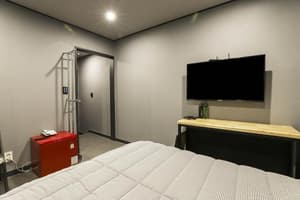 thumbnail: Room
