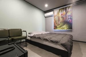 thumbnail: Room