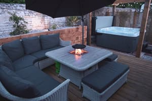 thumbnail: Terrace/patio