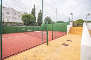 thumbnail: Tennis court