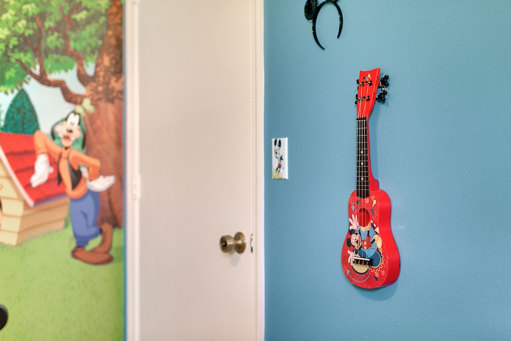 Children's theme room