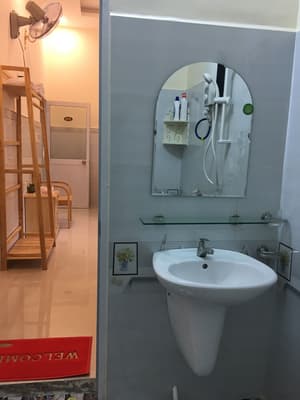 thumbnail: Bathroom