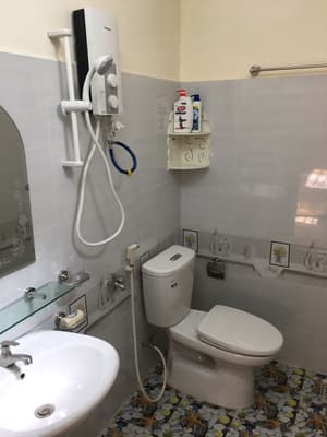 thumbnail: Bathroom