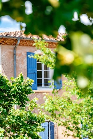 thumbnail: Exterior