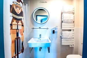 thumbnail: Bathroom