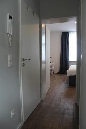 thumbnail: Interior detail