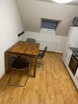 thumbnail: In-room dining
