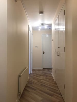 thumbnail: Hallway