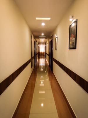 thumbnail: Interior