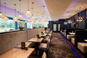 thumbnail: Restaurant