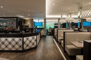 thumbnail: Restaurant