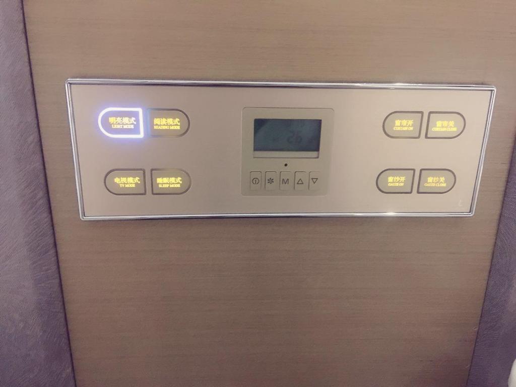 6912878_19040114500073404198.jpg
