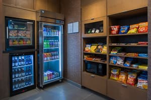 thumbnail: Snack bar