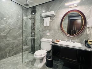 thumbnail: Bathroom