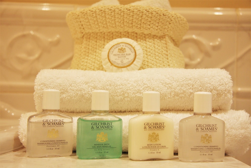Room amenity