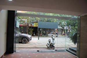 thumbnail: Parking