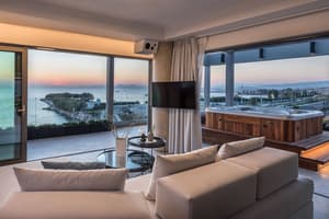 thumbnail: Living area
