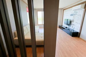 thumbnail: Living area