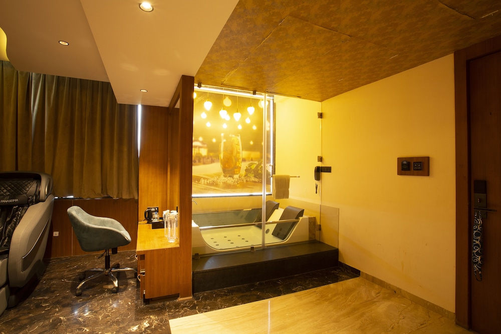 Jetted tub
