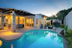 thumbnail: Outdoor pool