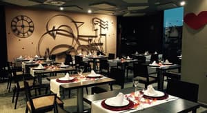 thumbnail: Restaurant
