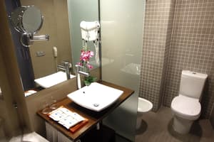 thumbnail: Bathroom