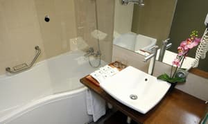 thumbnail: Bathroom